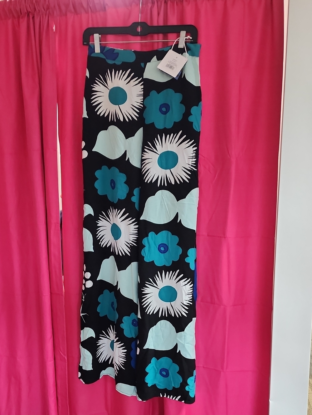 Marimekko with Teal & White Floral Print Small Pants